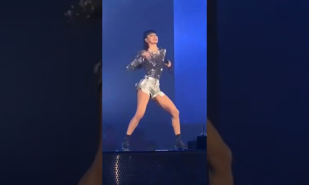 Lisa - Money (Live Performance)