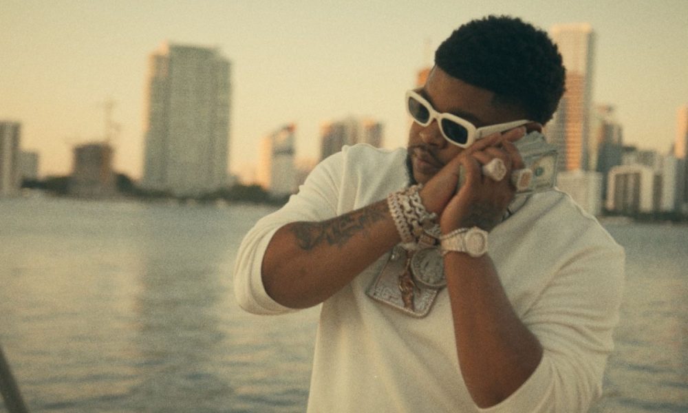 BossMan Dlow - Act Like Money (Official Music Video)