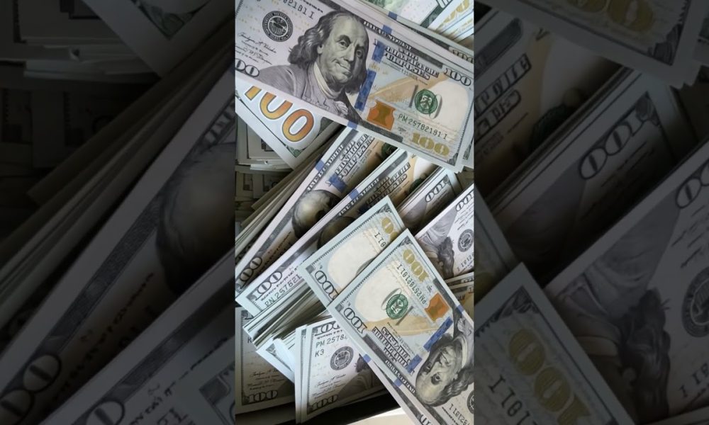 $400K Cash + New Patek Philippe Reveal #money #millionaire #billionaire