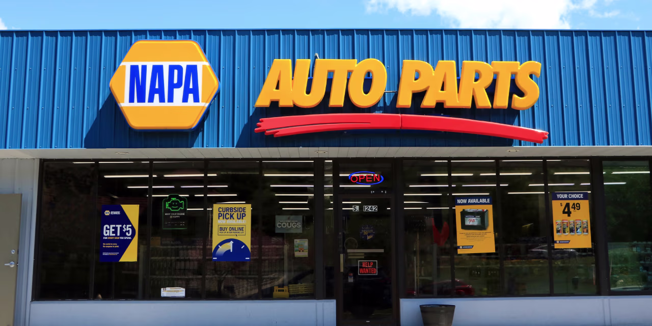 NAPA Owner Genuine Parts Plans to Split Into Two Companies