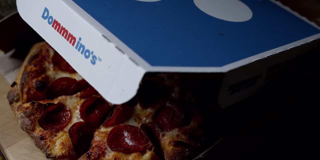 Domino’s Pizza Stock Rises After Earnings. The Chain Takes More Market Share.