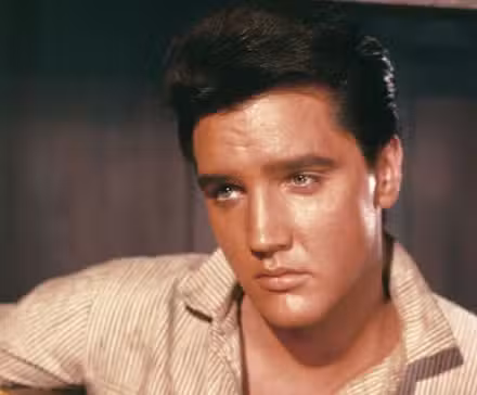 elvis-presley-king-of-rock-n-roll