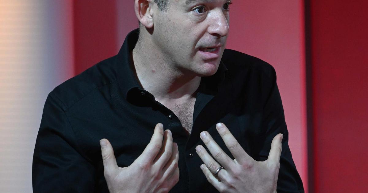 Martin Lewis warning as energy bills tipped to fall with £150 boost