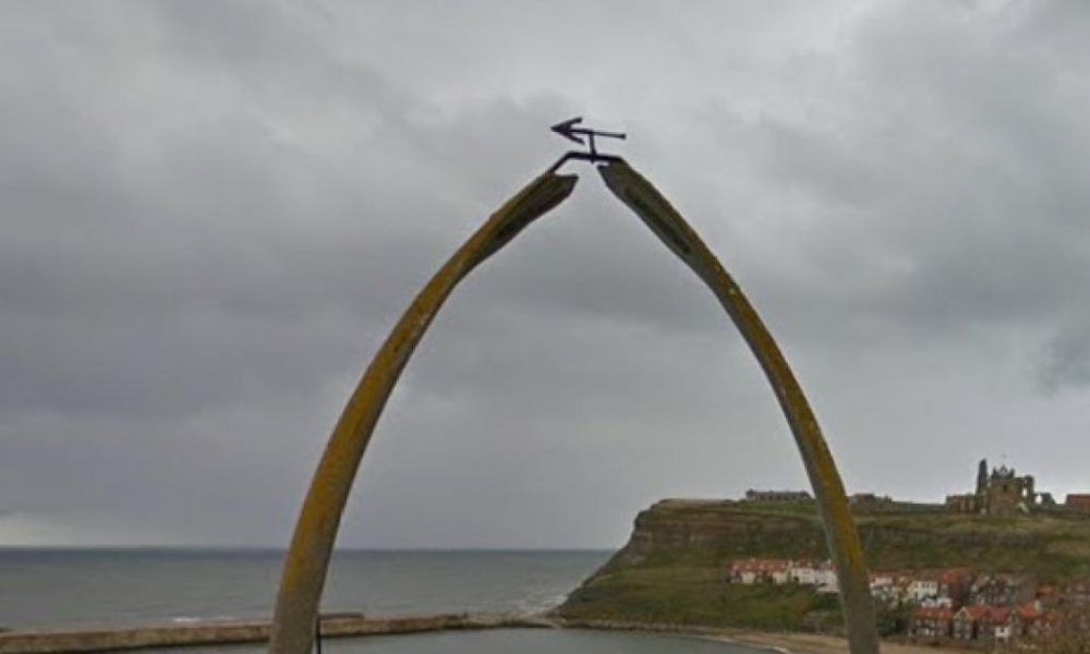 Whitby Whale Bone Arch to be replaced by replica set