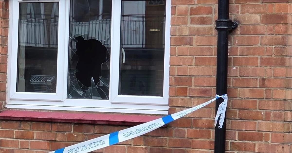 Woman and man left with stab wounds in Del Pyke, The Groves