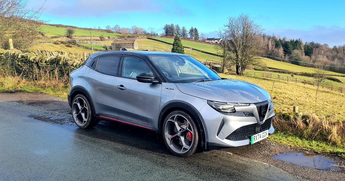 Review: Alfa Romeo Junior Veloce 280 shows electric emotion