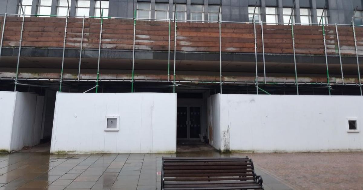 'Squatters' reported at former Bolton Marks and Spencer