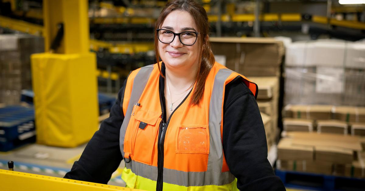 Former teacher backs Amazon apprenticeship scheme in Bolton