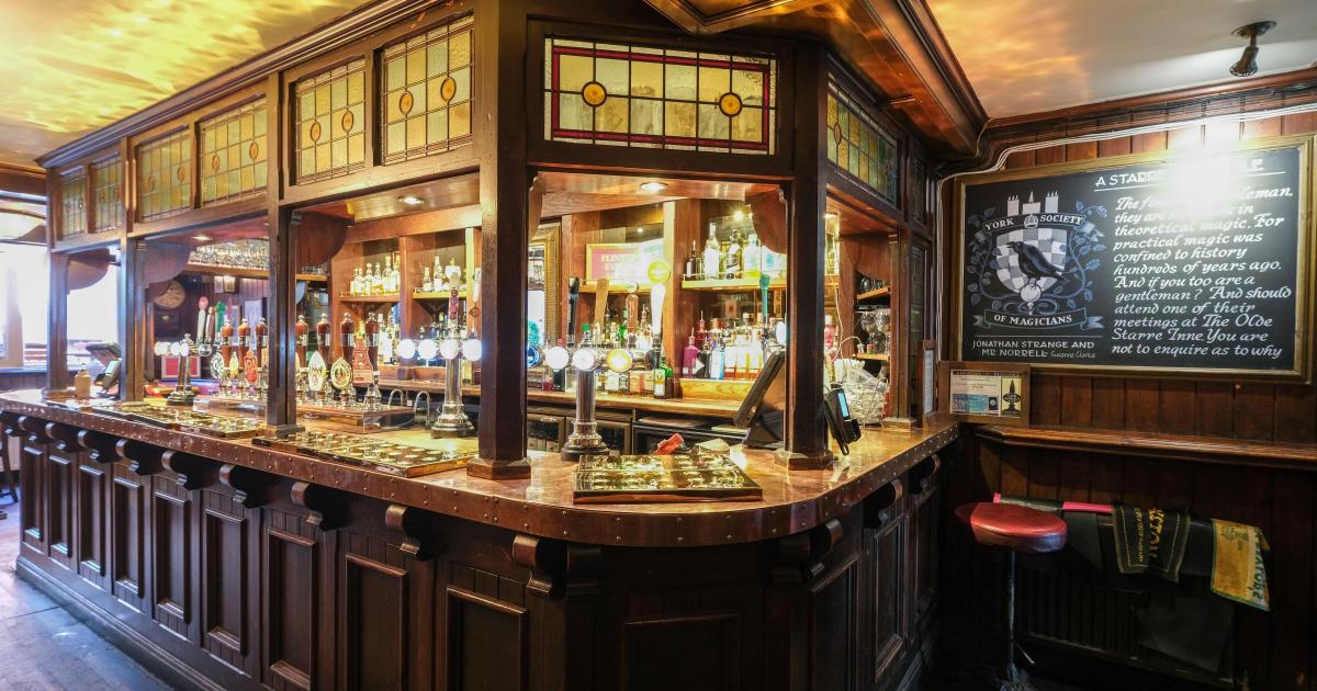 Ye Olde Starre Inne in Stonegate, York - how it got its name