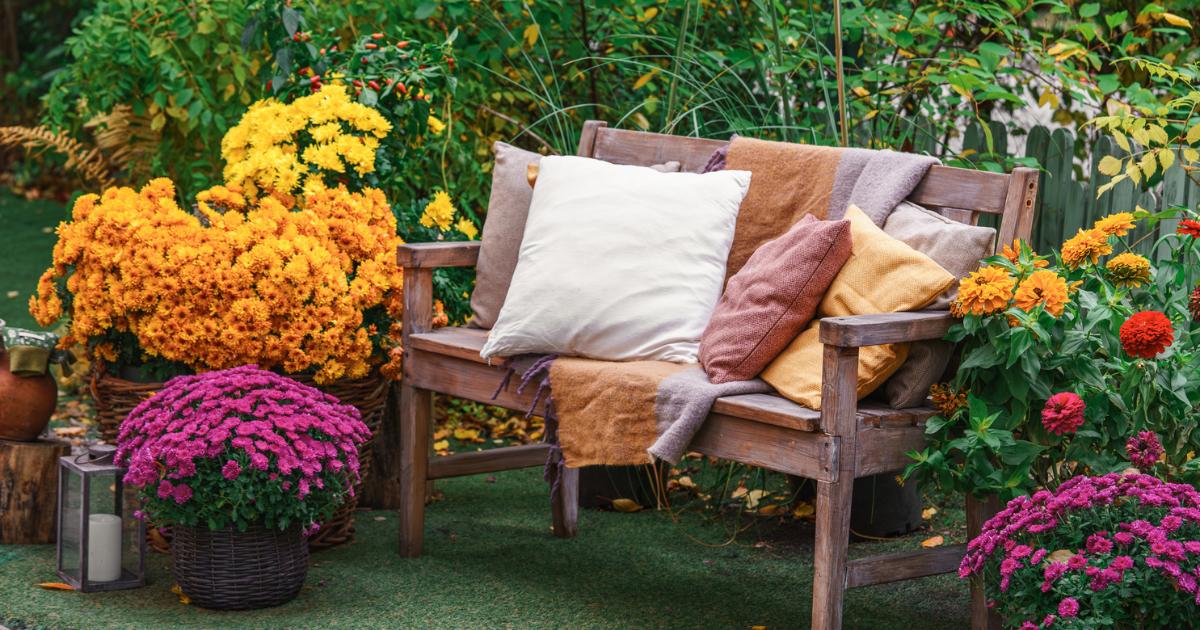 35p hack to clean garden furniture and brighten yours