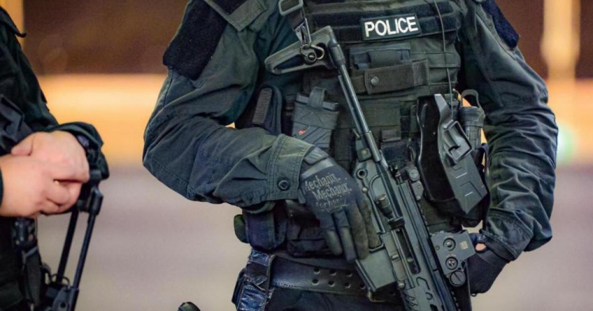 Armed police called to Lime Crescent in Hartlepool