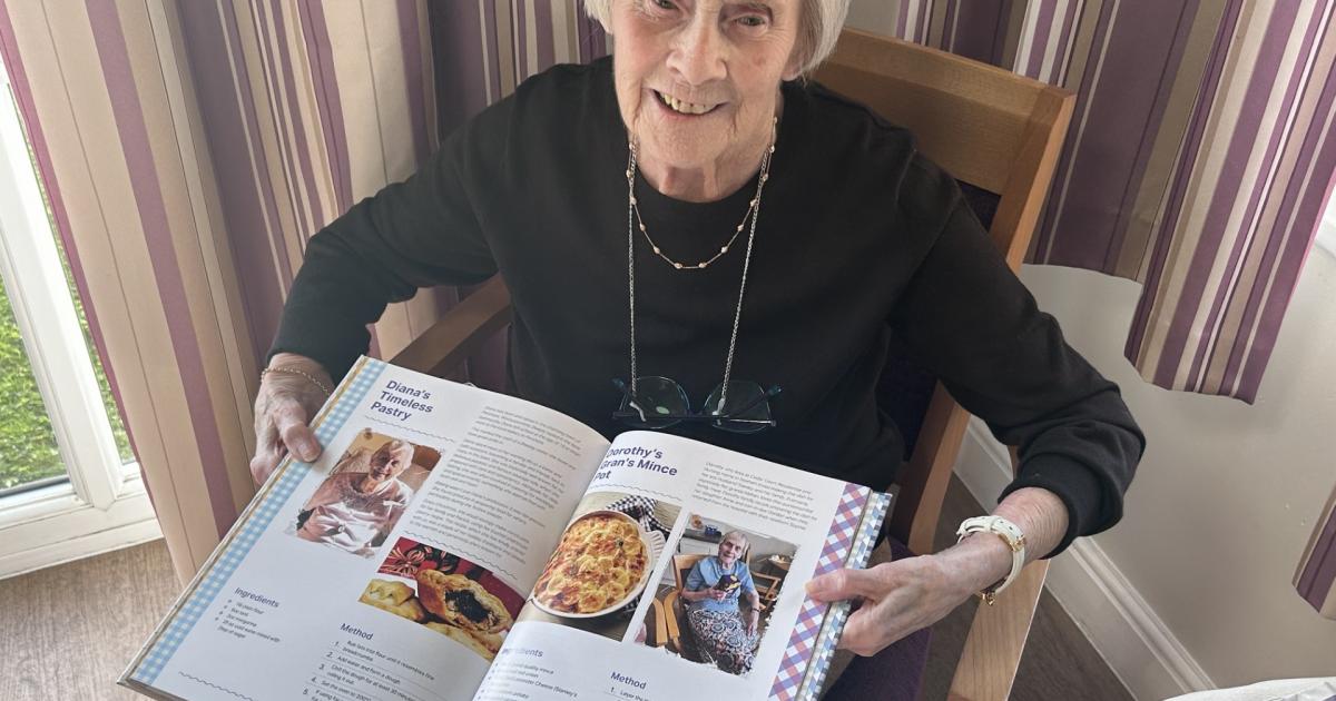 Dorothy Dinsdale of Seaham publishes 'Gran's Mince Pot' recipe