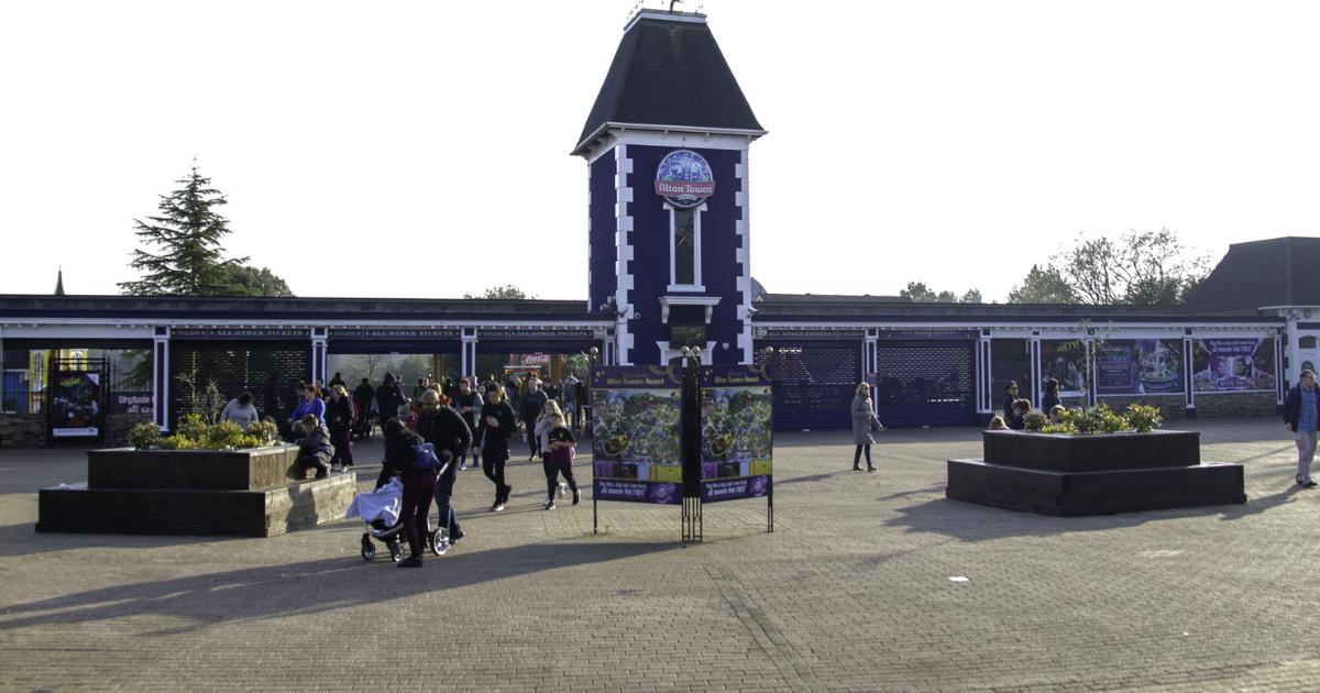 Alton Towers visitors disgusted by increased car park prices