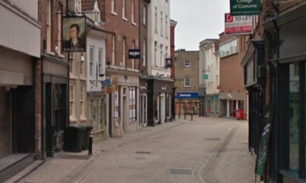 Concrete 'hanging' from Market Street building removed