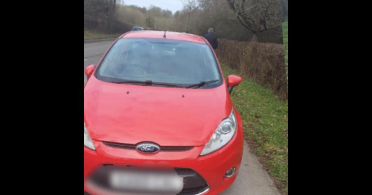 Police warn drivers in Haxby Road not to park on footpath