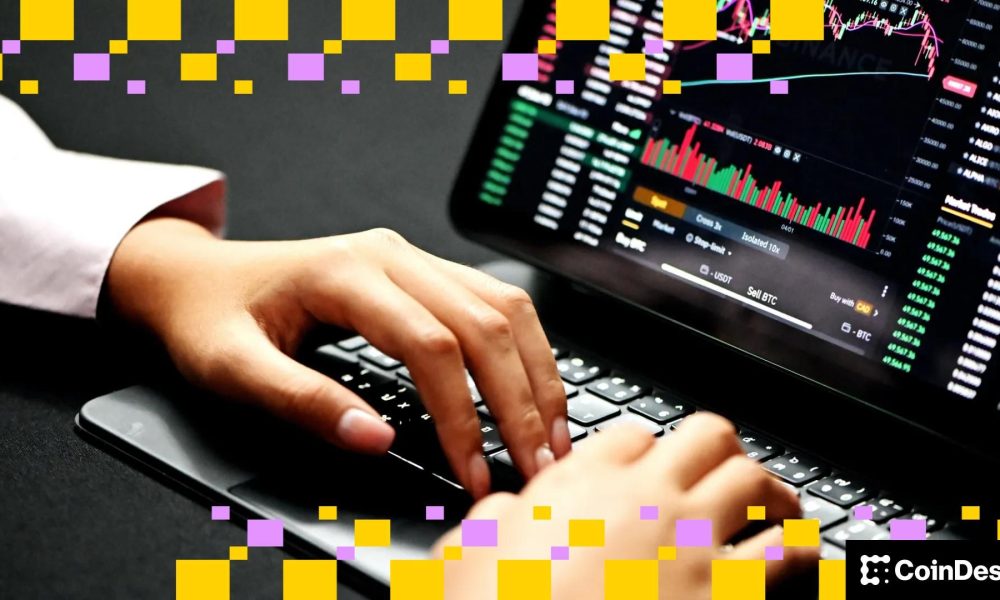 Bitcoin drops to $67,000 as Trump's tariff tentions return