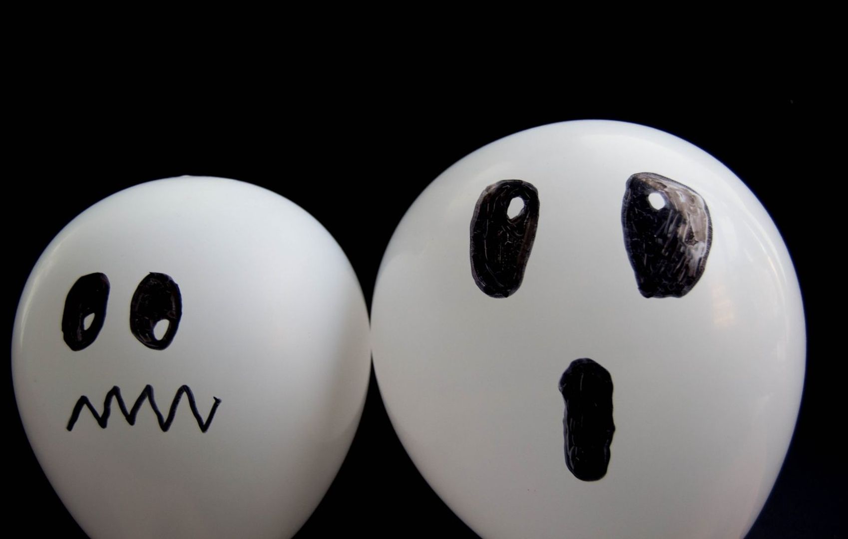 BTC, ETH, SOL, XRP extend losses as AI scare trade unsettles risk markets