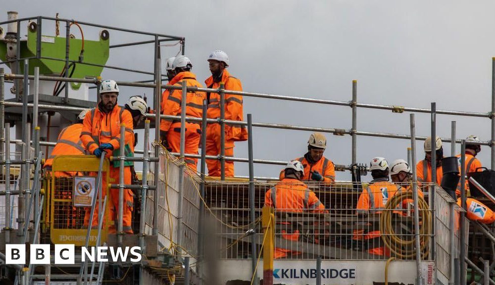 UK economy grew by 0.1% in final quarter of 2025