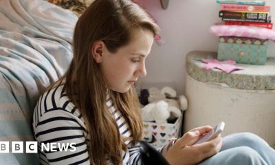 Starmer pledges crackdown on 'addictive elements' of social media