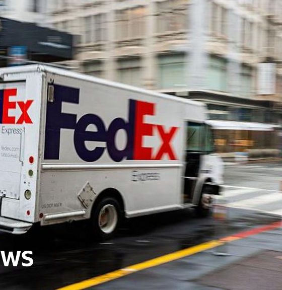 FedEx sues for "full" Trump tariff refund