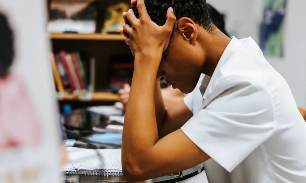 'Air Traffic Controller Parenting' Could Help Build Teen Resilience