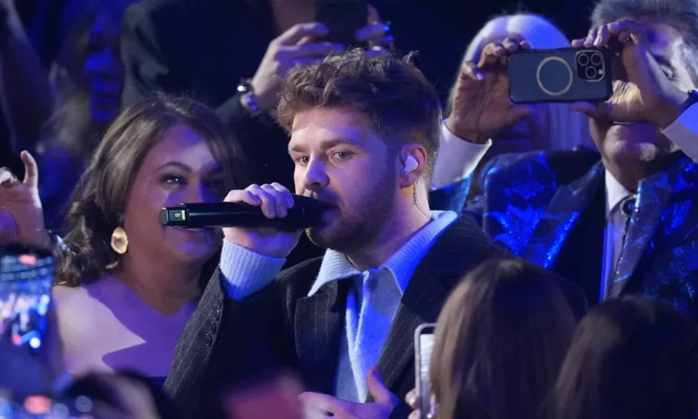 Alex Warren Speaks Out After Grammy Awards Performance Mishap