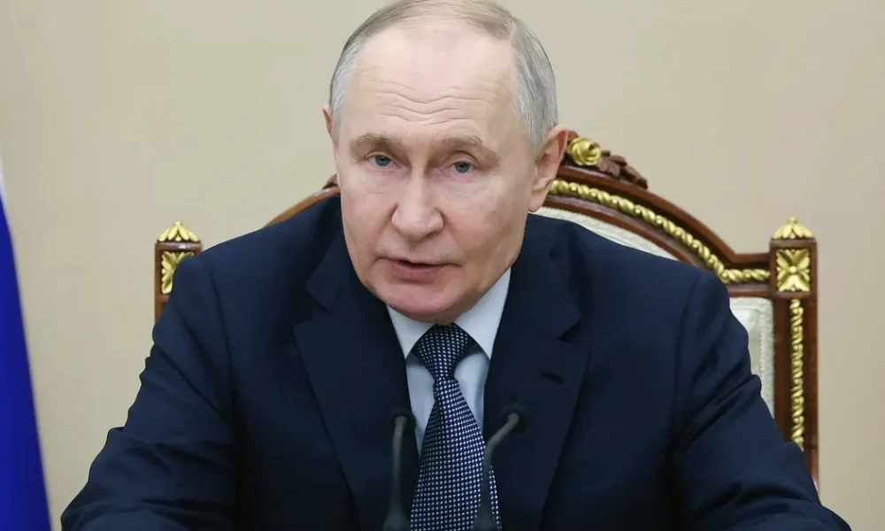 Trump's Ex-Ukraine Envoy: Putin Is 'Afraid And Not Winning'