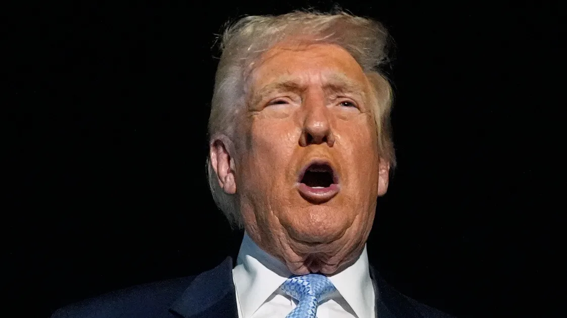 Critics Cast Monumental Shade Over Trump's Latest Reported Demand