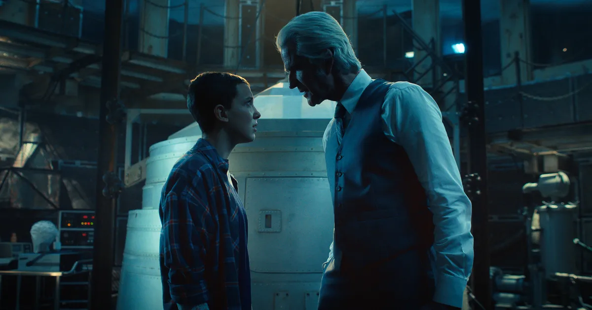 Stranger Things Star Matthew Modine Reacts To Finale With 1 Word