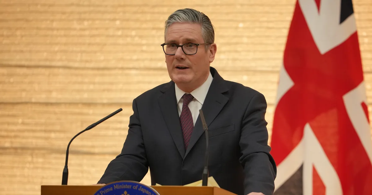 Starmer Insists Government Will 'Go Forward With Confidence' Despite No.10 Chaos