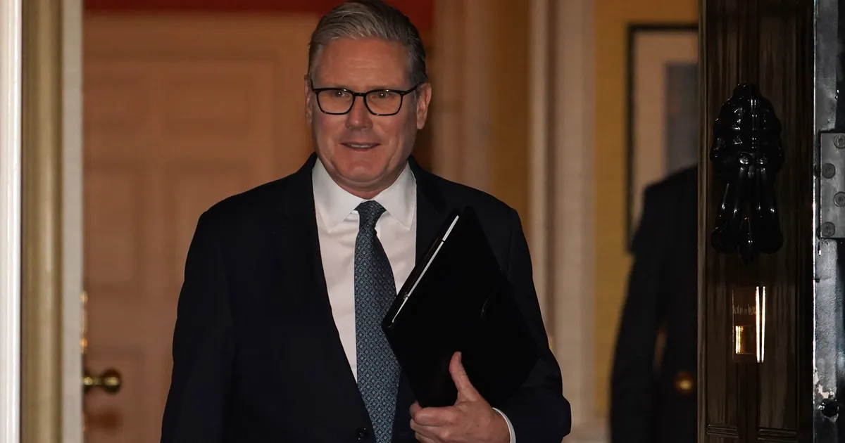 Fresh Blow For Keir Starmer As Head Of Civil Service Resigns