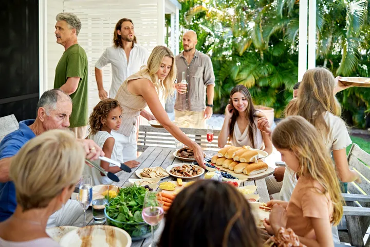 “In larger families, you're dealing with multiple relationships, shifting alliances, and sometimes strained connections between different members,” one expert explained.