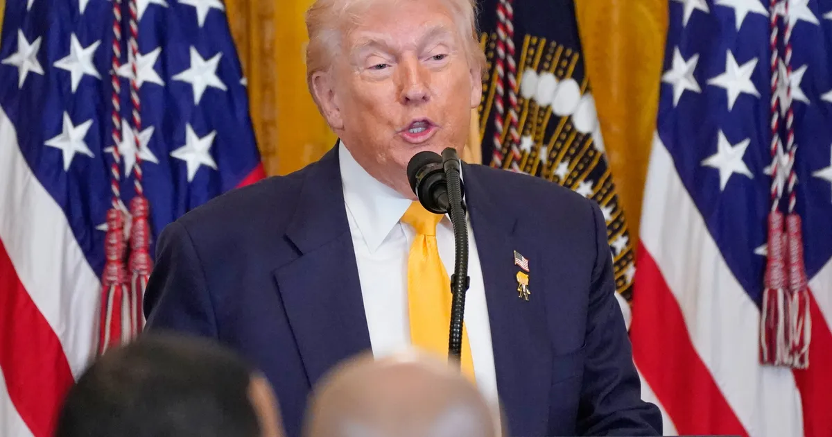 Trump Attacks Starmer's Chagos Deal Again, Calls It A 'Mistake'