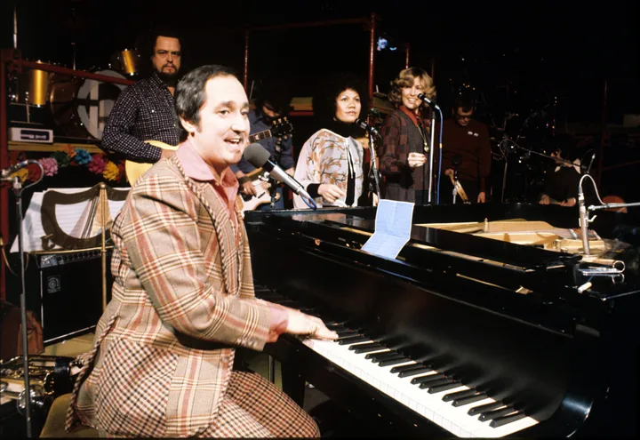 Neil Sedaka at his piano in 1975