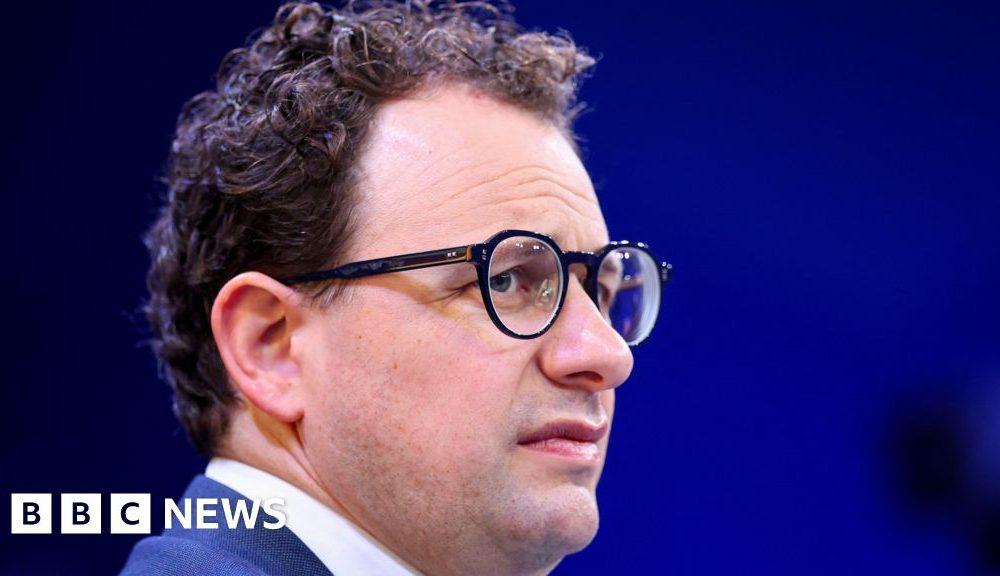 Anthropic boss rejects Pentagon demand to drop AI safeguards