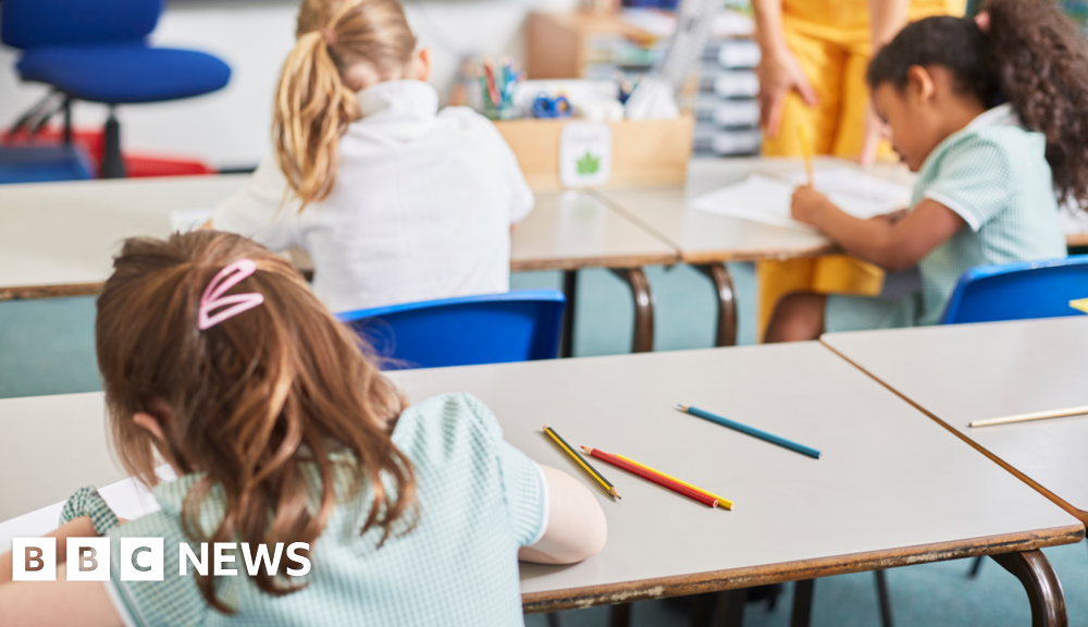 Schools project to understand impact of poverty