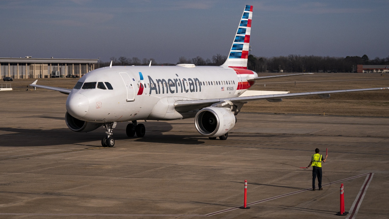 American Airlines jet has possible bullet holes after Colombia flight