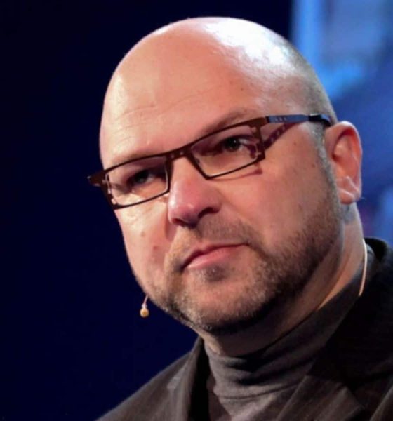 Rory Stewart moans that British politicians aren't paid enough