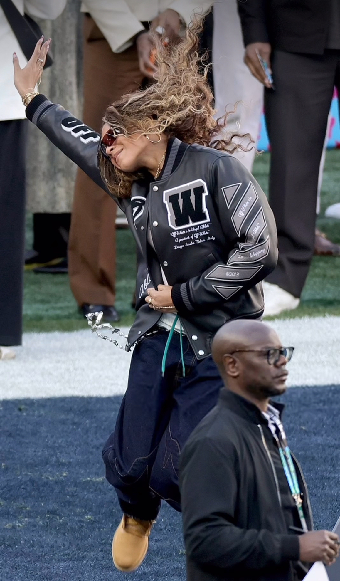 Blue Ivy Attended The Super Bowl Alongside Father Jay Z In A Off White Letterman Jacket And Balenciaga Handbag 3