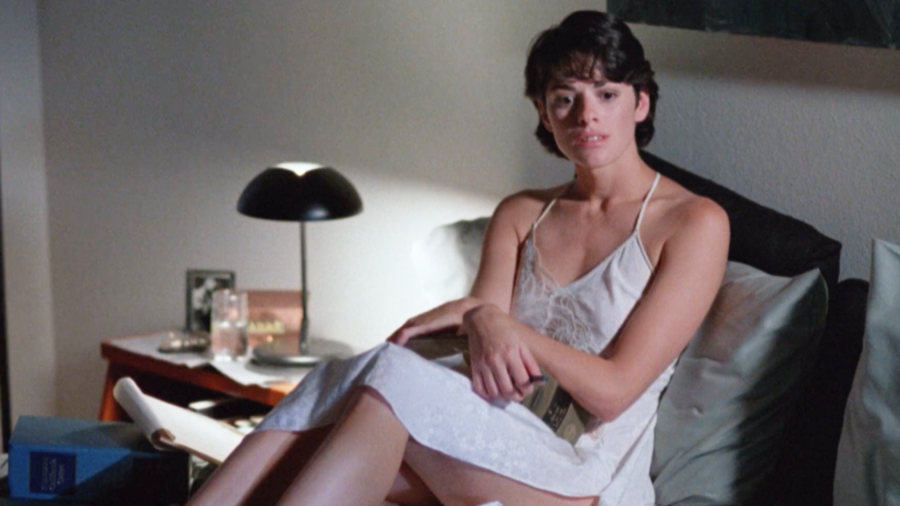 Extremely R-Rated 90's Sci-Fi Thriller Is A Mind-Bending Hidden Gem