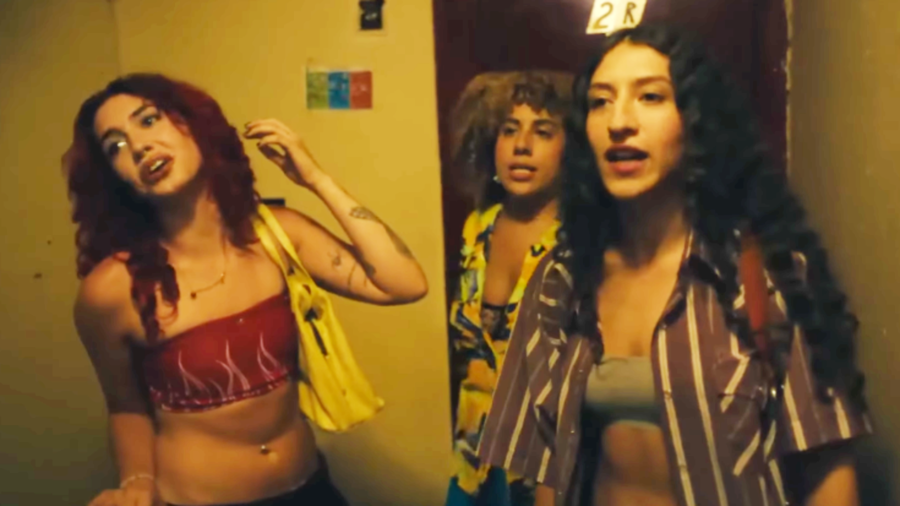 Netflix's Chaotic, R-Rated Comedy Is A Perfect Cult Classic In The Making