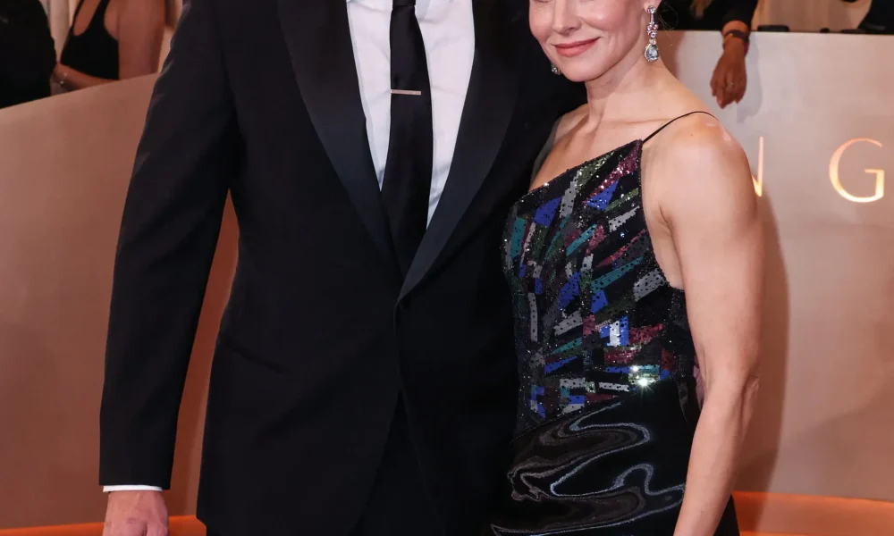 Dax Shepard and Kristen Bell at the 83rd Annual Golden Globe Awards