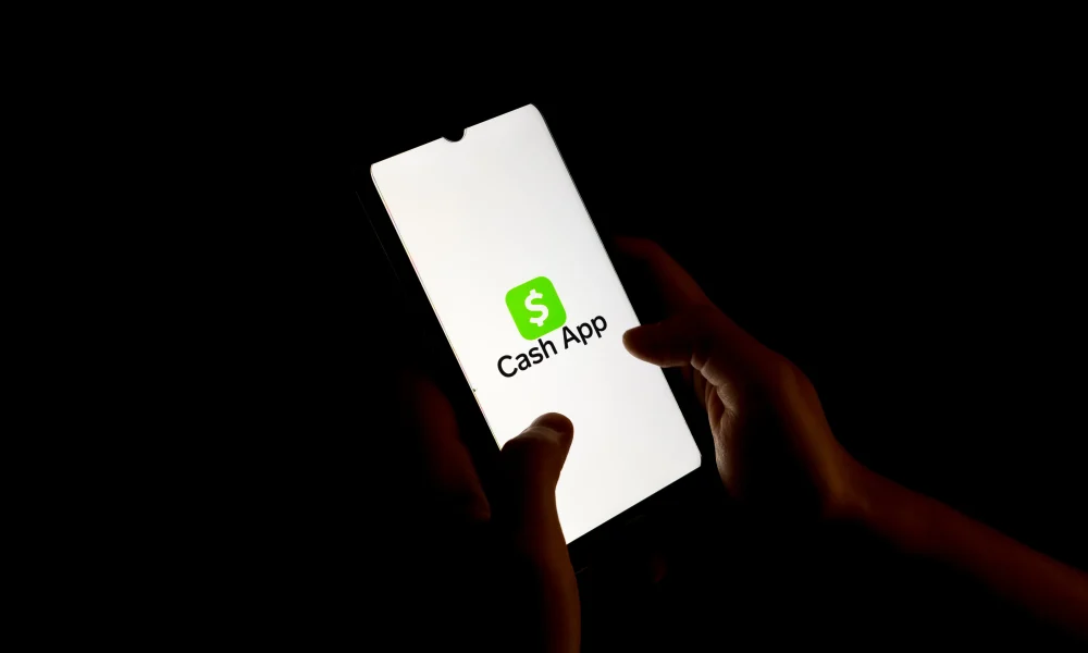 Family Feud Over Shared CashApp Account Turns Leaves One Brother Stabbed To Death (VIDEO)