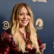 Hilary Duff Reacts to 'Lizzie McGuire' Costar Robert Carradine's Death