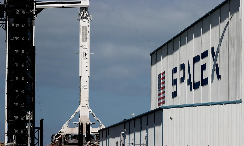NLRB drops SpaceX legal fight over fired engineers citing jurisdiction issue