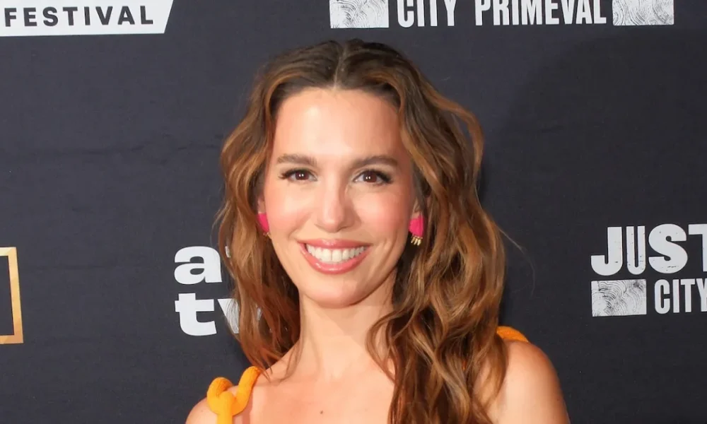 Disney Star Christy Carlson Romano Reveals Positive Cancer Scan