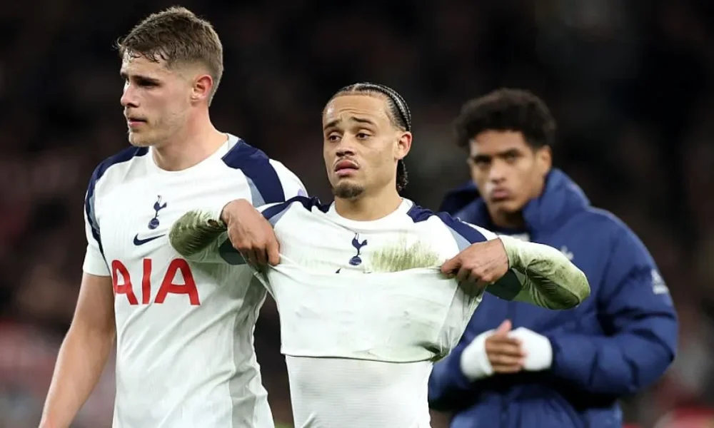 Former Tottenham coach was asked to stay but left 'pointless' situation | Football