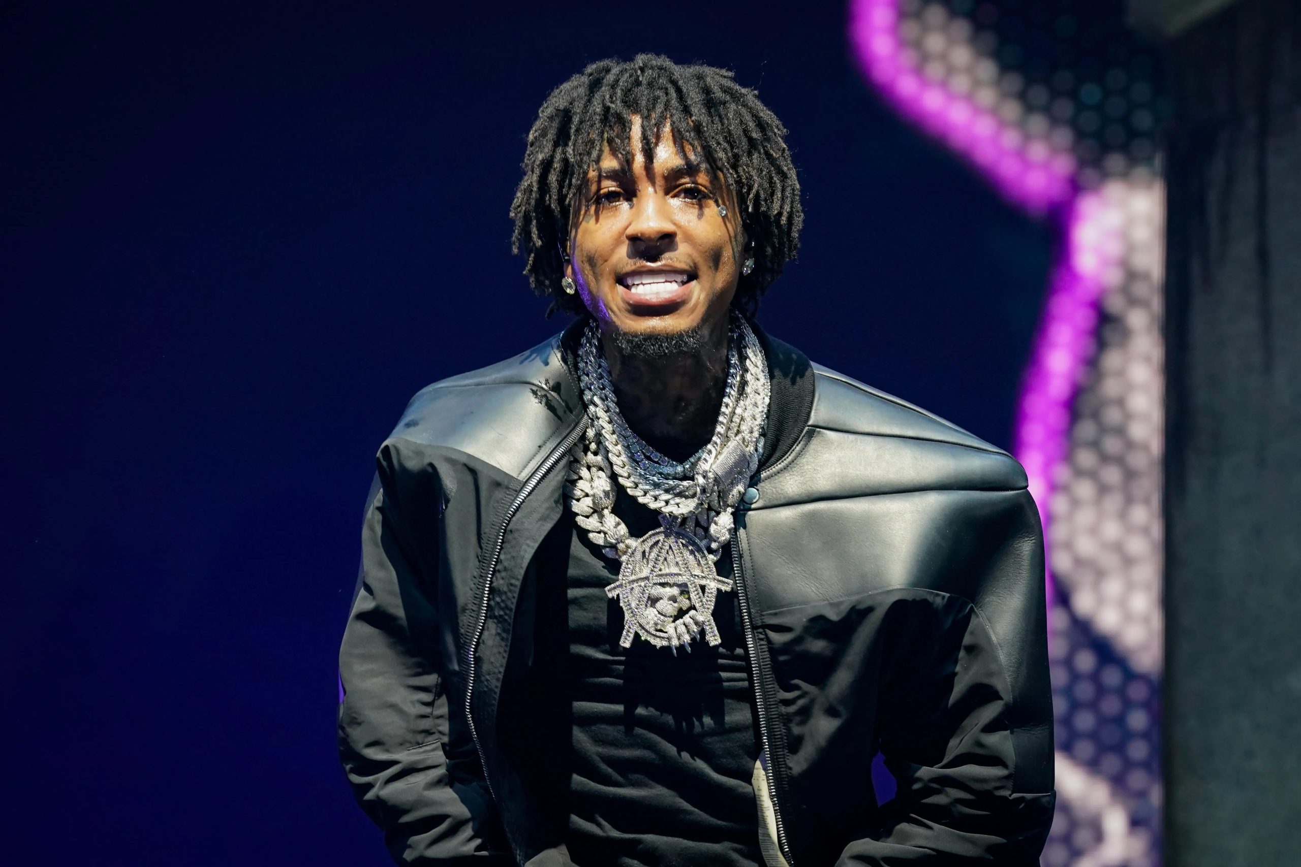 New Ink! The Net Notices NBA YoungBoy’s “Jania” Tattoo Now Says “Jazlyn” Amid His Recent PSA About His Wife (VIDEO +PICS)