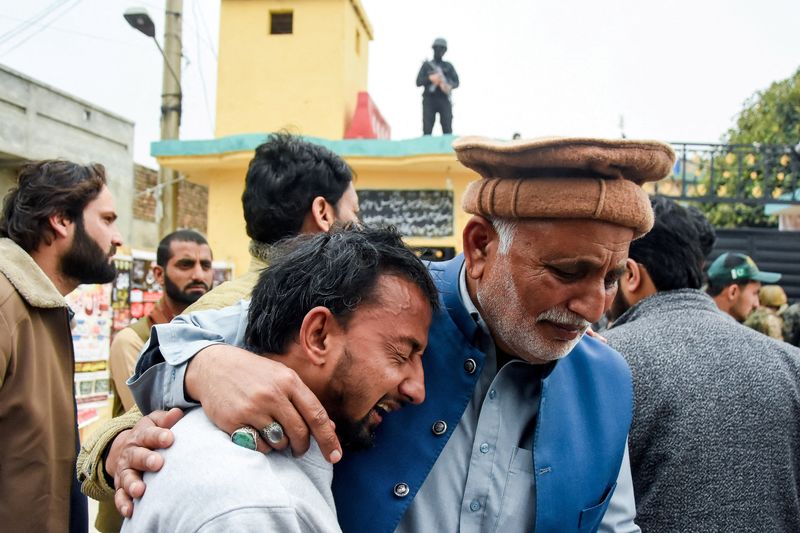Thousands in Islamabad mourn 31 killed in suicide bombing of Shi’ite mosque