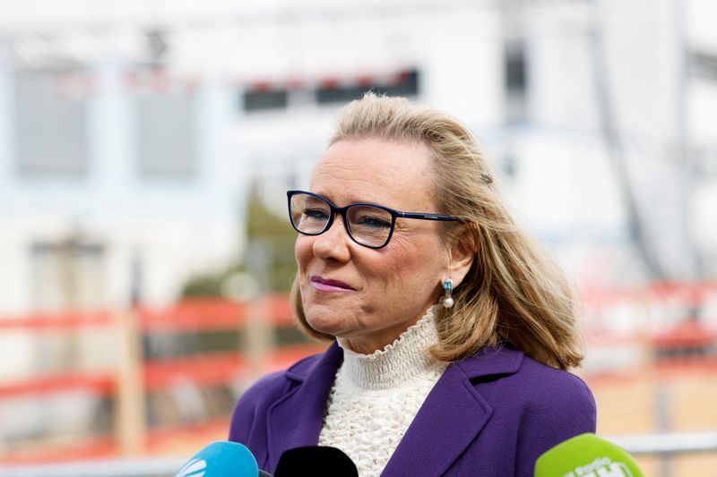 Analysis-Sanofi’s new CEO needs to fix drug pipeline and navigate Trump